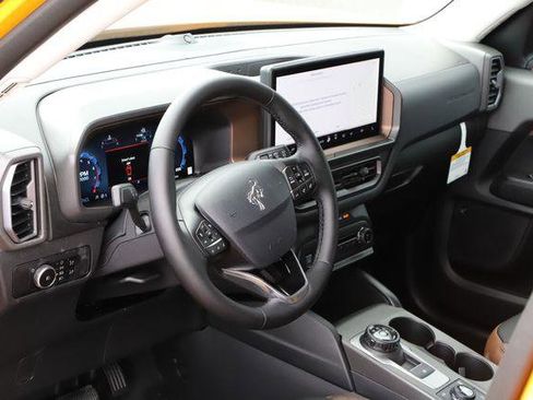 New 2026 Ford Bronco Sport Outer Banks w/ Sasquatch Outer Banks Package AWD/4WD image 11