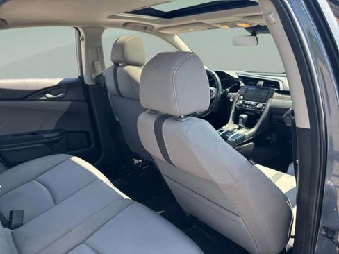 Used 2019 Honda Civic EX image 28