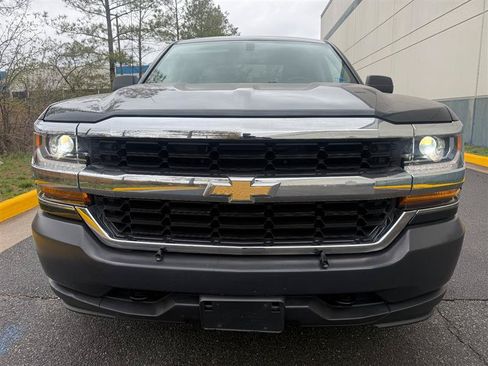 Used 2017 Chevrolet Silverado 1500 W/T w/ WT Convenience Package AWD/4WD image 2