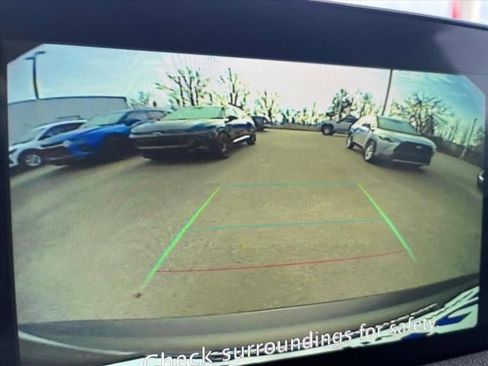 Used 2025 Nissan Kicks SV w/ Illumination Package image 13