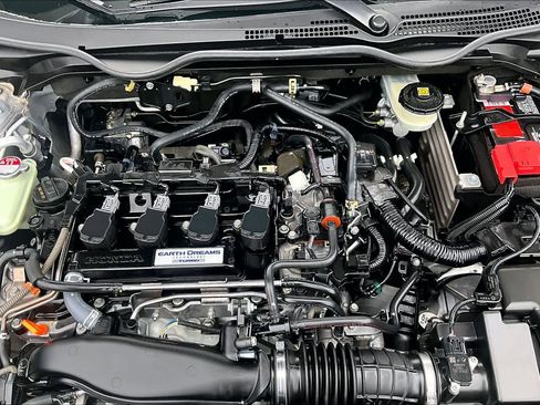Used 2018 Honda Civic Touring image 32