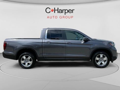 Certified 2025 Honda Ridgeline RTL image 2
