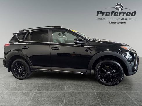 Used 2018 Toyota RAV4 Adventure image 8