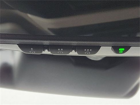 Used 2024 Subaru Crosstrek 2.5i Limited w/ Crosstrek Mirror Package image 22