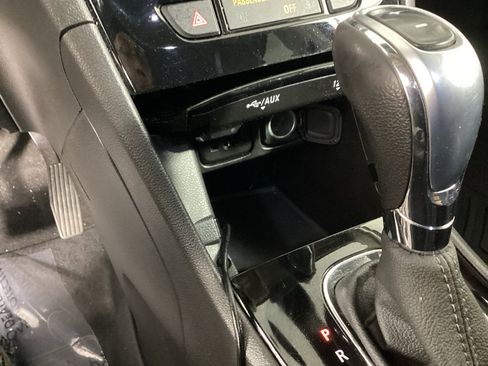 Used 2018 Buick Encore Preferred AWD/4WD image 22