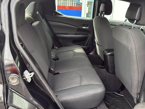 Used 2012 Dodge Avenger SE FWD image 20