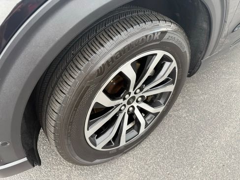 Used 2020 Ford Explorer ST image 9