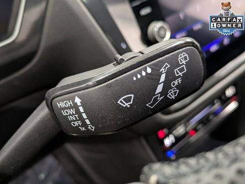 Used 2022 Volkswagen Tiguan SEL R-Line image 20