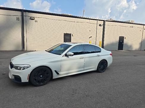 Used 2018 BMW 540i w/ M Sport Package RWD image 6