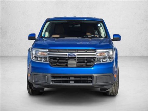 Certified 2022 Ford Maverick Lariat w/ Lariat Luxury Package image 2