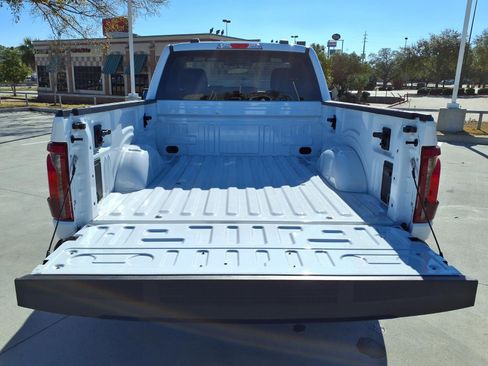 Used 2025 Ford F150 XL image 9