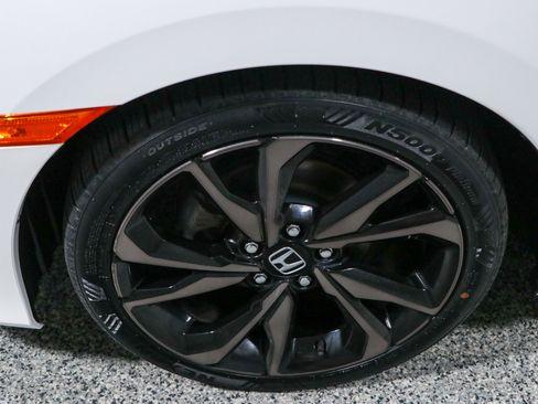 Used 2019 Honda Civic Sport image 11
