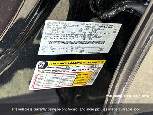 Used 2025 Ford Expedition Active AWD/4WD image 15