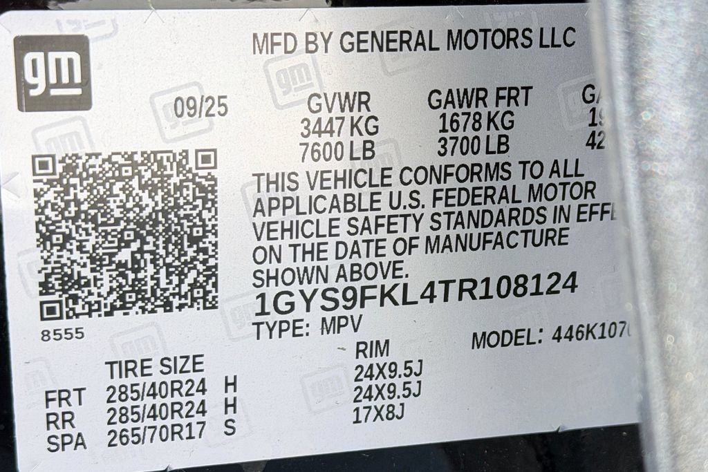 Used 2026 Cadillac Escalade Sport w/ LPO, ONYX Package AWD/4WD image 57