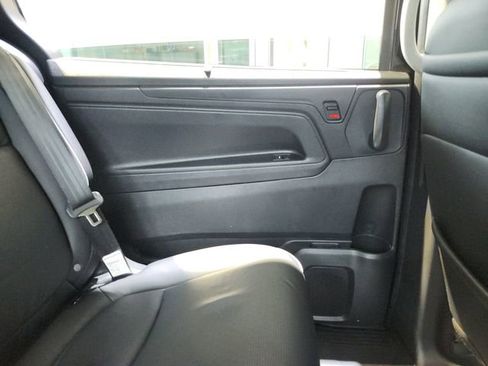 Used 2025 Honda Odyssey Elite image 25