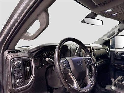 Used 2020 Chevrolet Silverado 1500 RST image 11