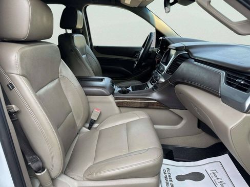 Used 2019 Chevrolet Suburban LT AWD/4WD image 20