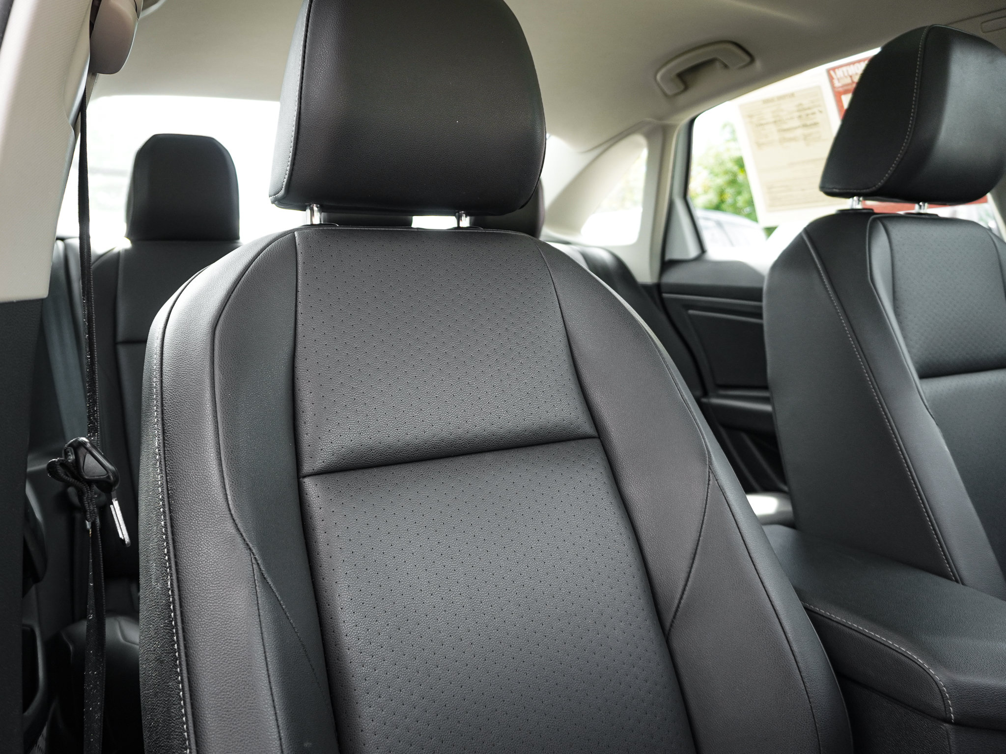 Used 2019 Volkswagen Jetta SE FWD image 34