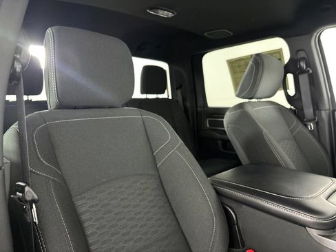 Used 2025 RAM 2500 Big Horn AWD/4WD image 29