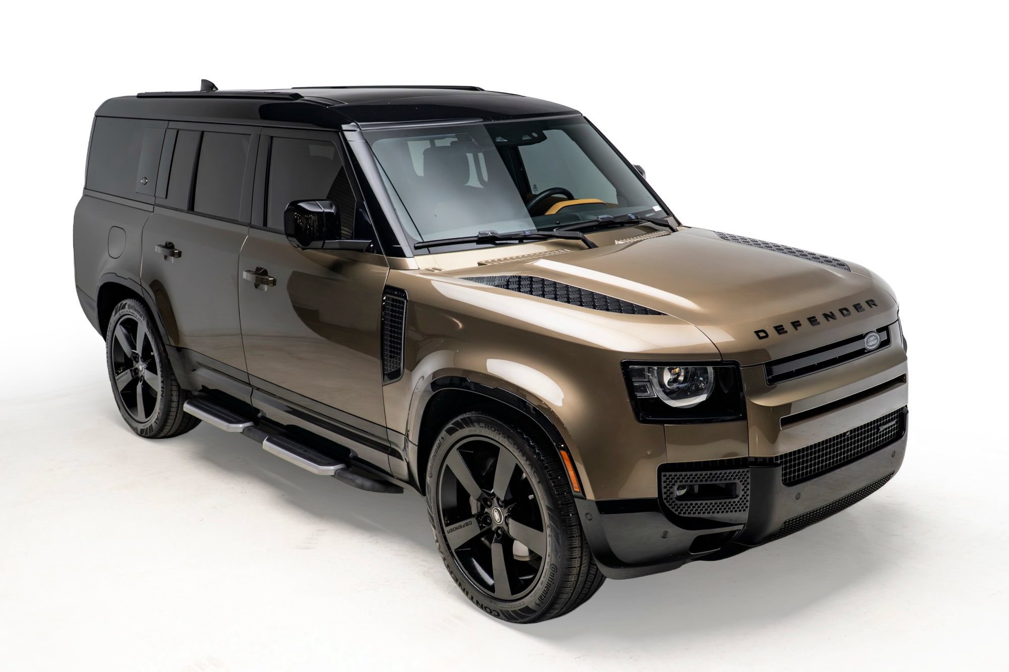 Used 2023 Land Rover Defender 130 X-Dynamic SE AWD/4WD image 6