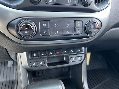 Certified 2021 Chevrolet Colorado ZR2 w/ ZR2 Dusk Special Edition image 16