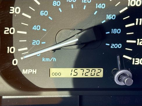 Used 2000 Lexus LX 470 4WD image 12