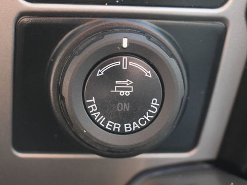 Used 2022 Ford F250 Lariat w/ Lariat Ultimate Package AWD/4WD image 18