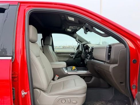 Certified 2024 Chevrolet Silverado 2500 LTZ w/ LTZ Plus Package image 11