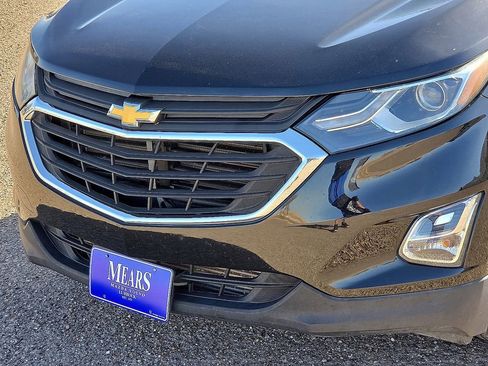 Used 2018 Chevrolet Equinox LT image 10