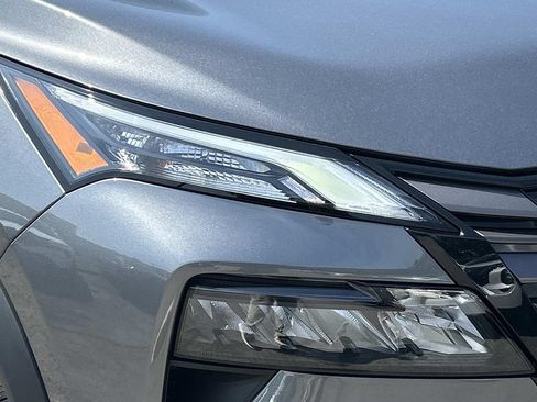 New 2026 Nissan Rogue SV AWD/4WD image 10