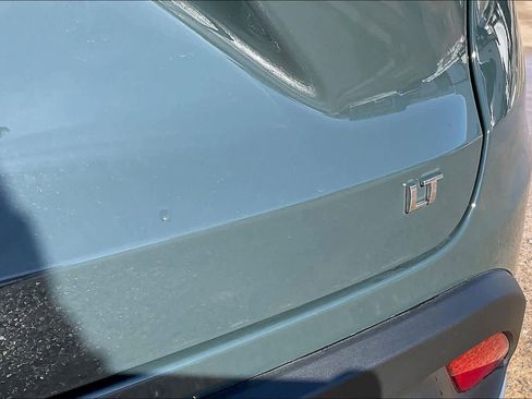 Certified 2025 Chevrolet Trax LT image 11