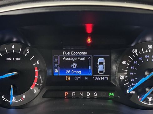 Used 2016 Ford Fusion SE FWD image 19