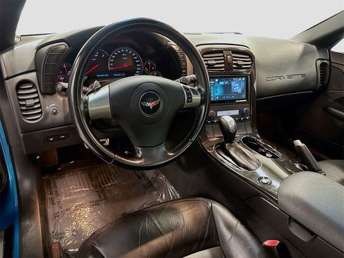 Used 2011 Chevrolet Corvette Coupe w/ 1LT image 23