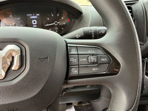 Used 2024 RAM ProMaster 2500 w/ Safety Group FWD image 32