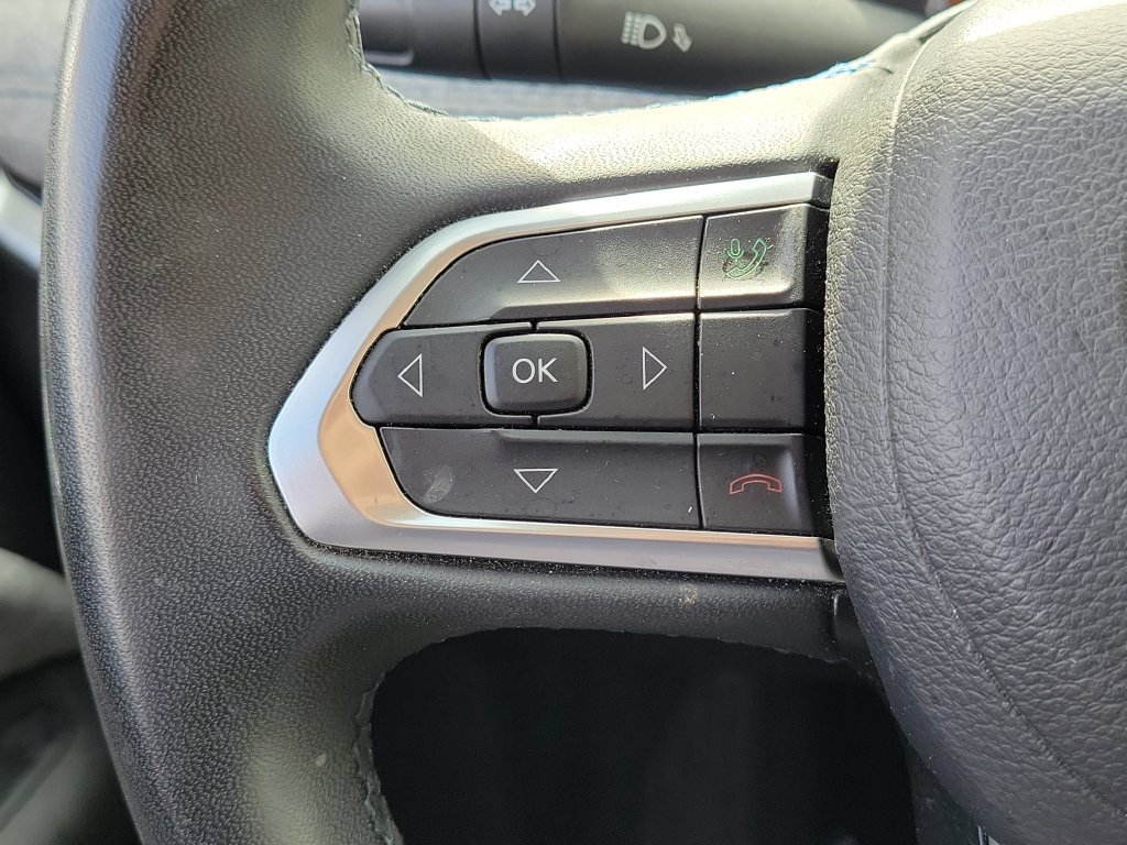Used 2022 Jeep Compass Latitude FWD image 9