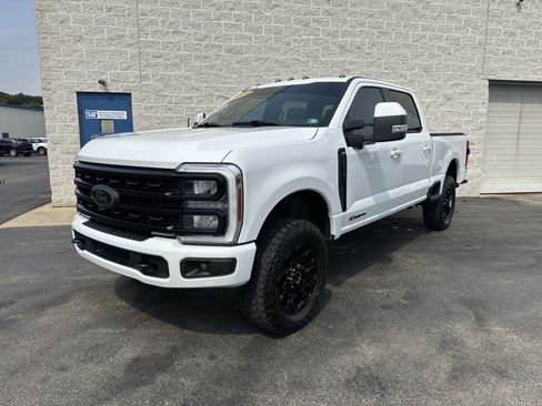 Used 2024 Ford F250 XLT w/ Black Appearance Package AWD/4WD image 1