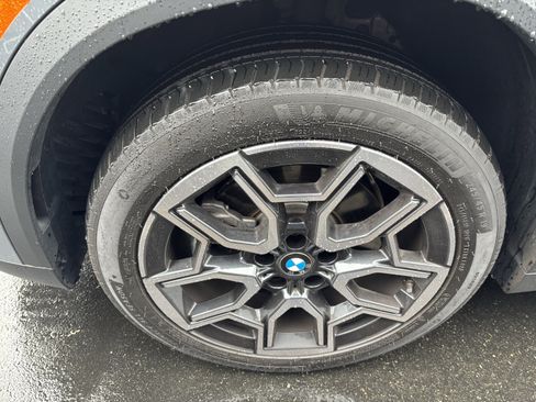 Used 2025 BMW X2 xDrive28i AWD/4WD image 33