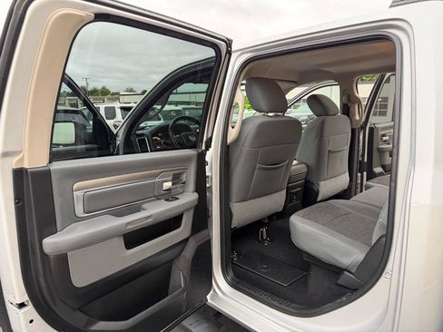 Used 2018 RAM 1500 Big Horn AWD/4WD image 11