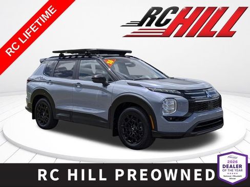 Used 2026 Mitsubishi Outlander AWD image 1