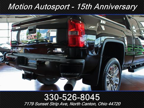 Used 2016 GMC Sierra 2500 Denali AWD/4WD image 10