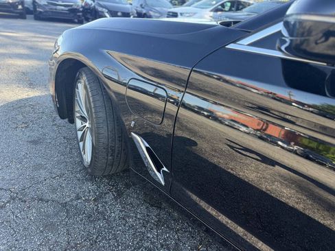 Used 2018 BMW 530e RWD image 11