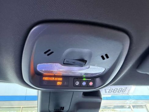 Used 2024 Chevrolet Trax RS w/ Driver Confidence Package FWD image 29