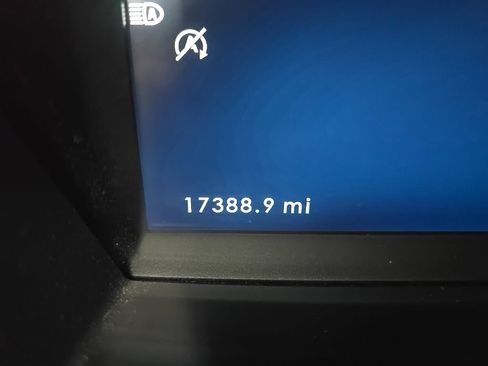 Used 2024 Lincoln Corsair AWD image 27
