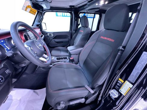Used 2023 Jeep Gladiator Rubicon w/ LED Lighting Group AWD/4WD image 14