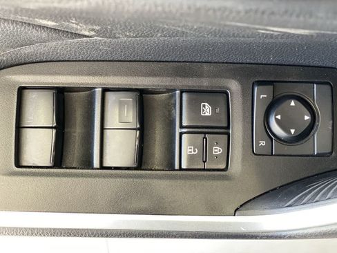 Used 2024 Toyota RAV4 LE AWD/4WD image 16