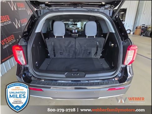 Used 2023 Ford Explorer XLT w/ Equipment Group 202A AWD/4WD image 7