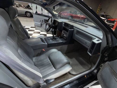 Used 1988 Pontiac Fiero GT image 33