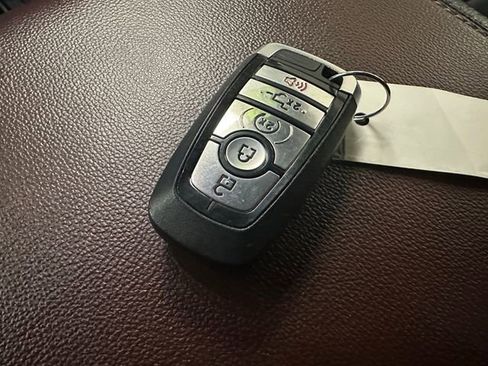 Used 2022 Ford F150 Lariat image 18