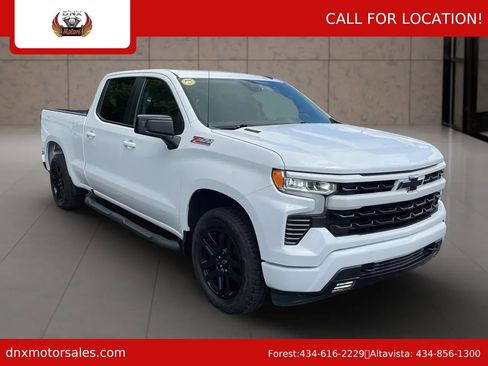 Used 2022 Chevrolet Silverado 1500 RST w/ Convenience Package II AWD/4WD image 8