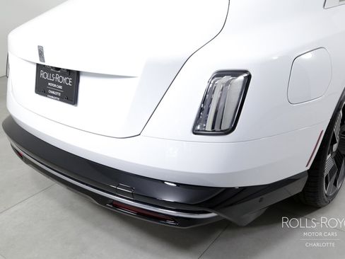 Used 2024 Rolls-Royce Spectre w/ Spectre Launch Package image 39